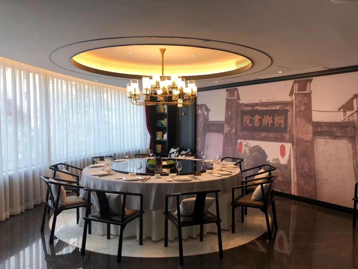 Oriental Hotel Tong Xiang Jiaxing Eksteriør bilde